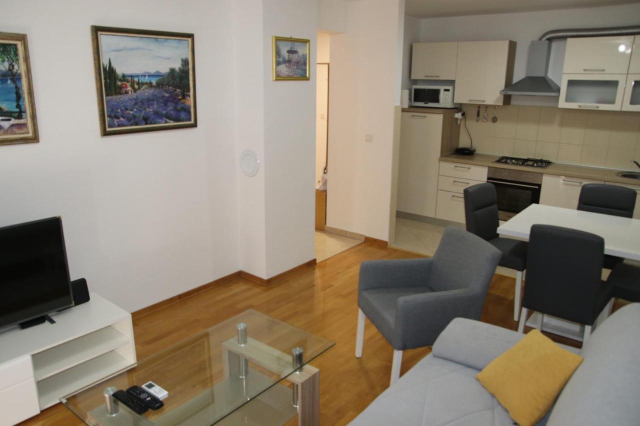 Apartment Pearl-Free Parking Makarska Exterior foto
